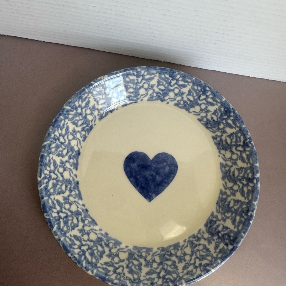 Blue Heart Stoneware Plate - Blue and Cream